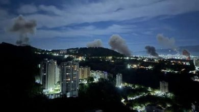 Photo of Column of smoke seen, loud noises heard in Venezuelan capital