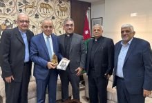 Photo of Minister of Tourism discusses with World Evangelical Alliance leaders ways to enhance Christian pilgrimage to Jordan