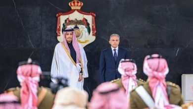 Photo of PM Hassan meets Qatari counterpart ahead of joint committee talks