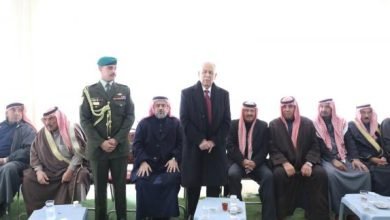 Photo of مندوبا عن الملك وولي العهد .. العيسوي يعزي عشيرة الفايز