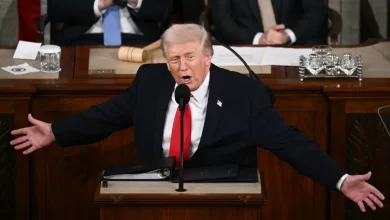 Photo of Trump vows ‘turnaround for the ages’ in State of the Union
