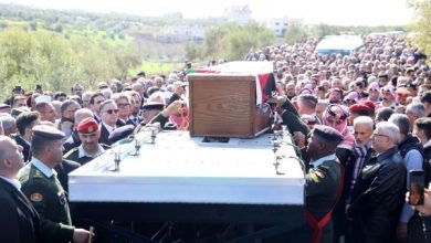 Photo of مندوبا عن الملك وولي العهد… العيسوي يشارك في تشييع جثمان رئيس الوزراء الاسبق أحمد عبيدات